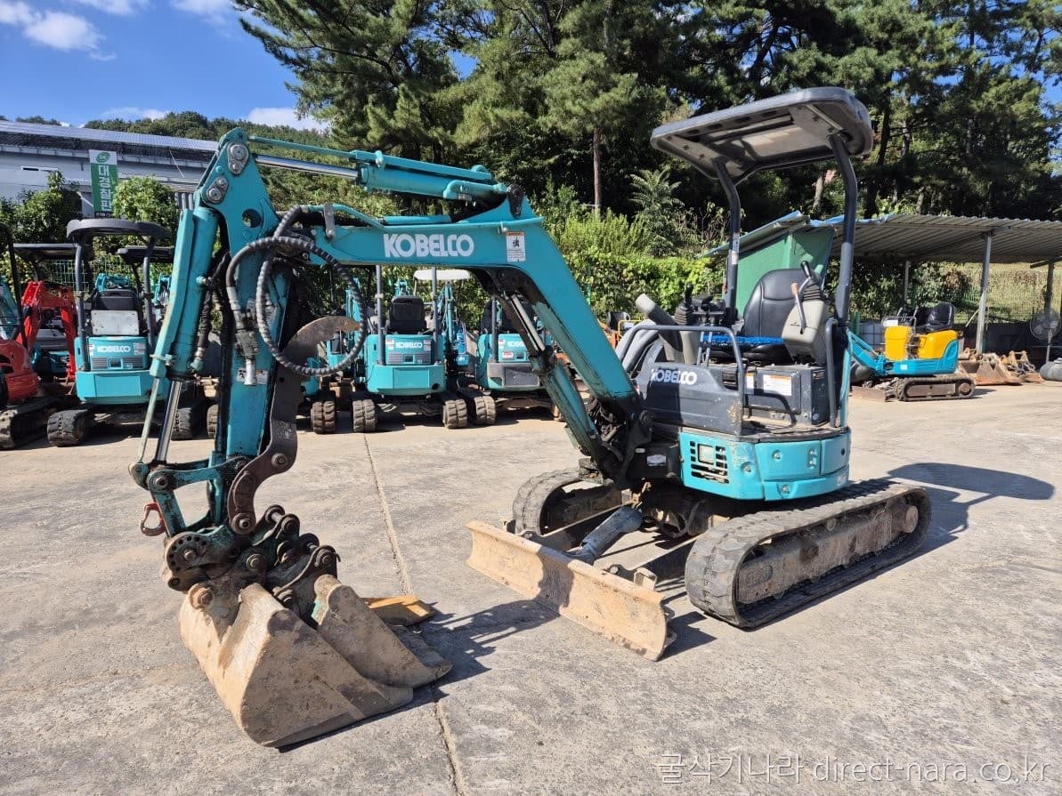 Kobelco SK23