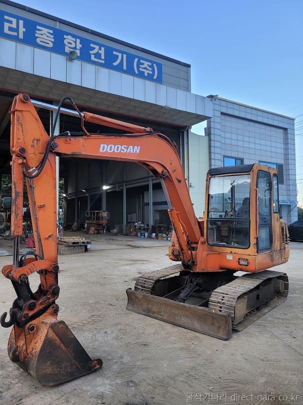 Doosan (Develon) SL55V
