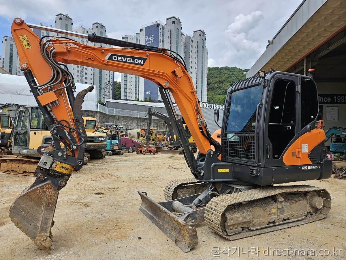 Doosan (Develon) DX65MT-7