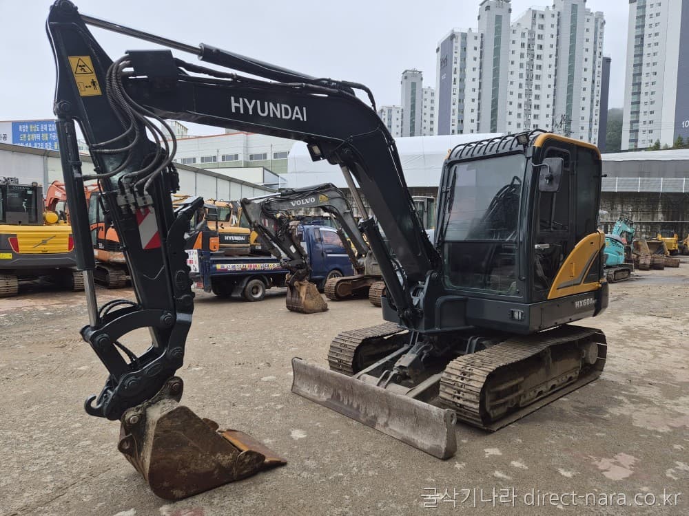 HD Hyundai HX60AMT