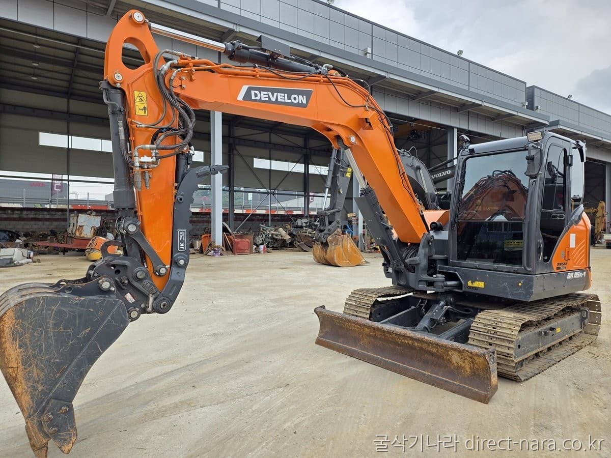 Doosan (Develon) DX85R