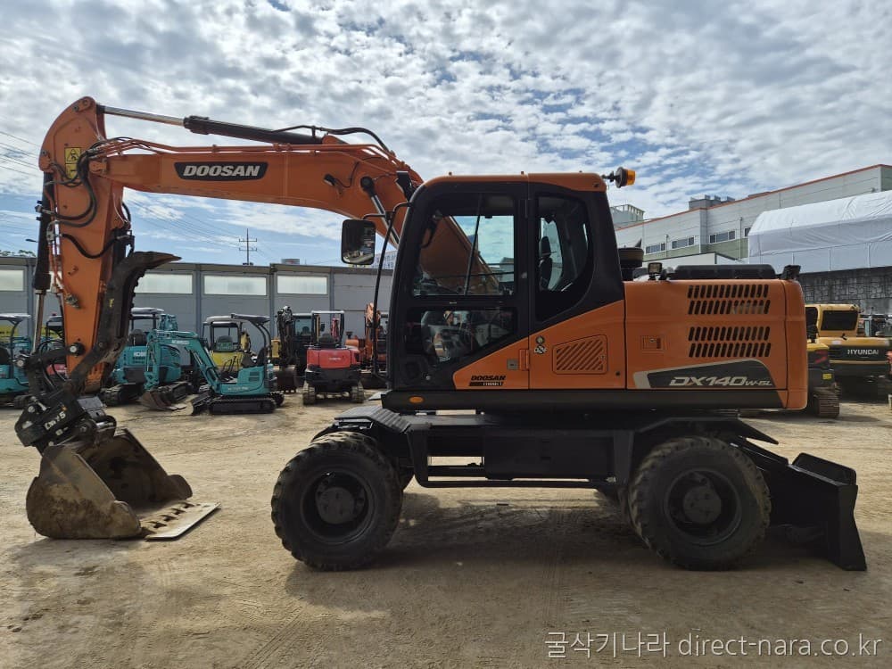 Doosan (Develon) DX140W-5L