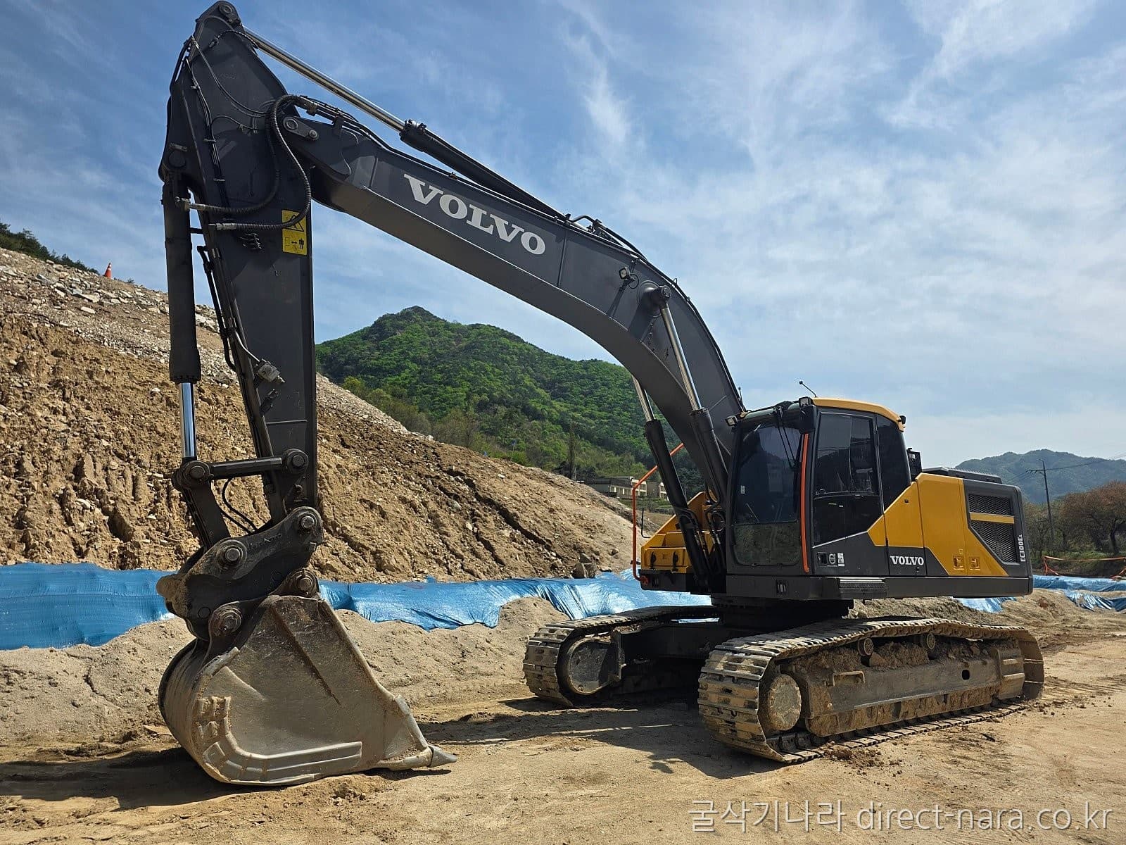 Volvo EC300E