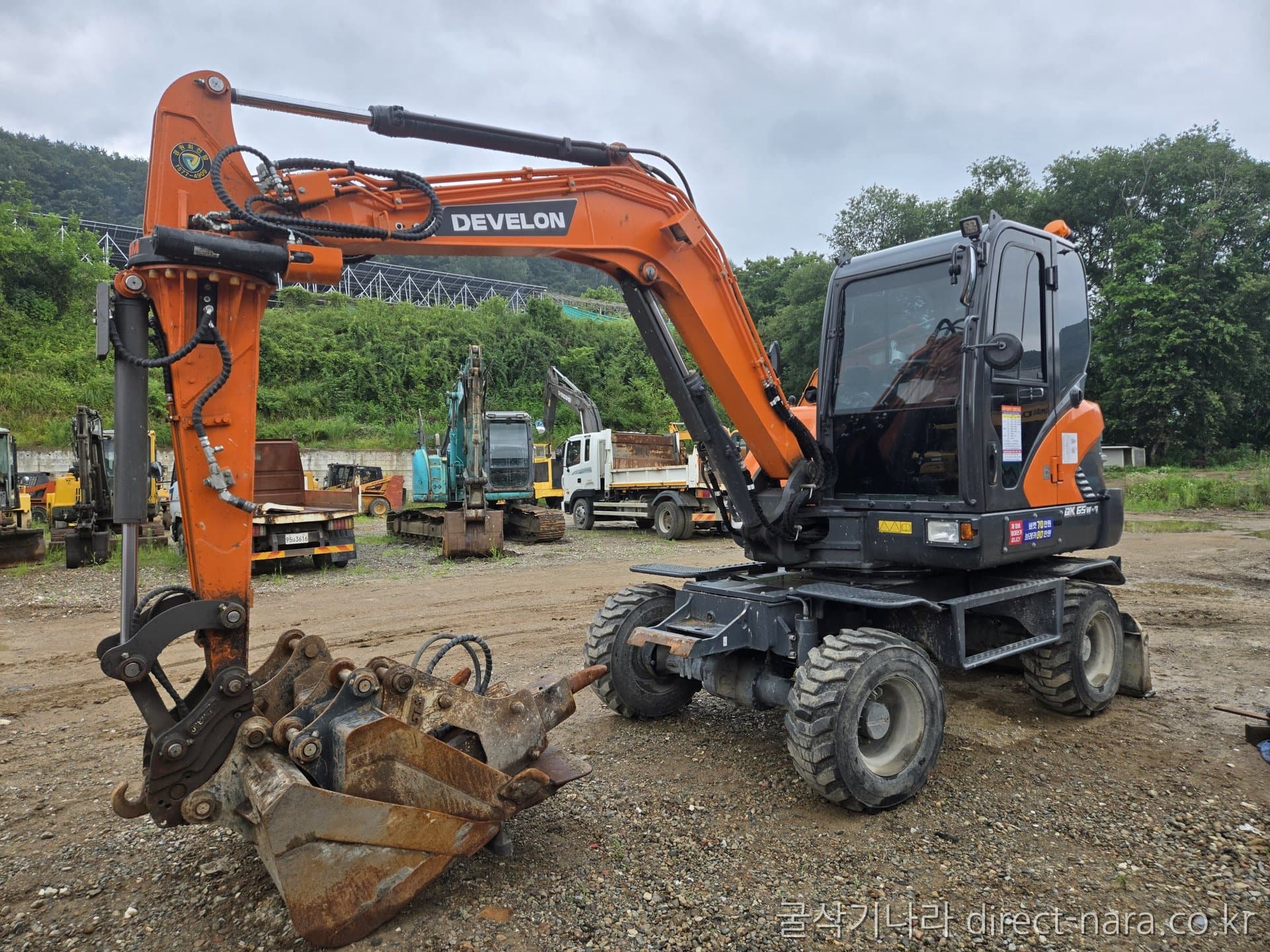 Doosan (Develon) DX65W