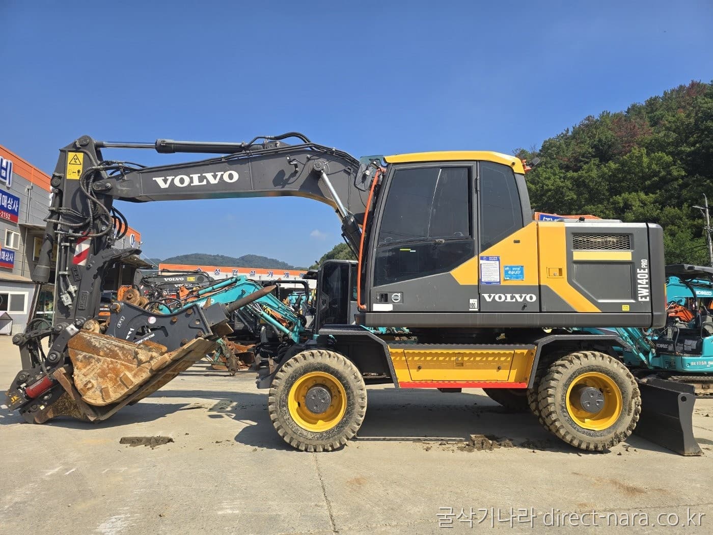Volvo EW140