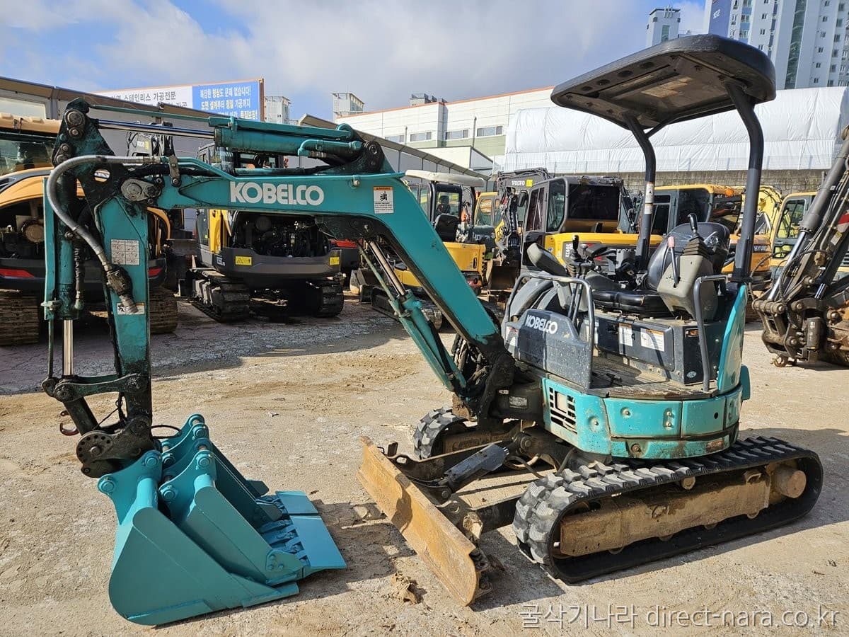 Kobelco SK23SR