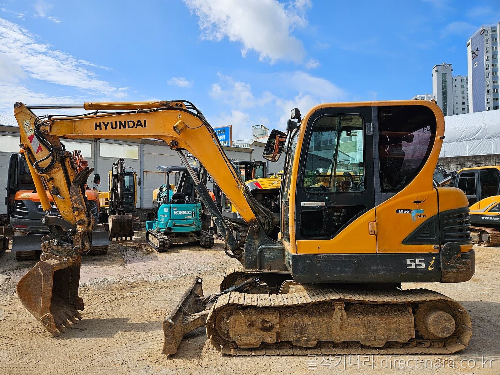 HD Hyundai R55I