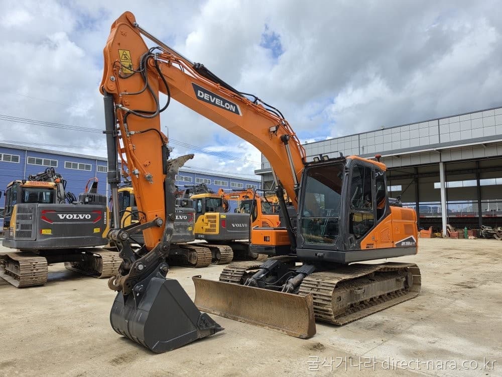 Doosan (Develon) DX150LC7
