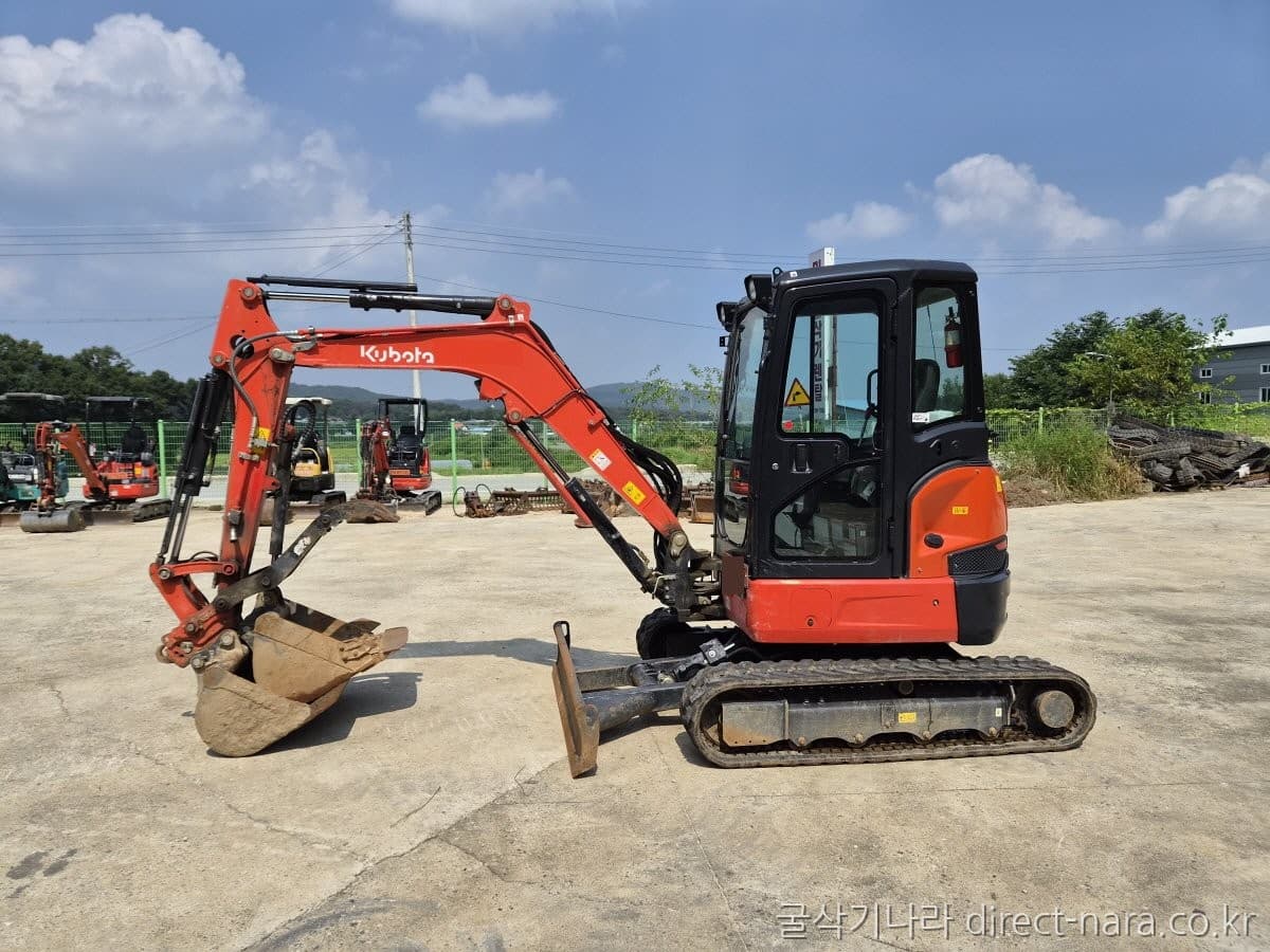 Kubota U35
