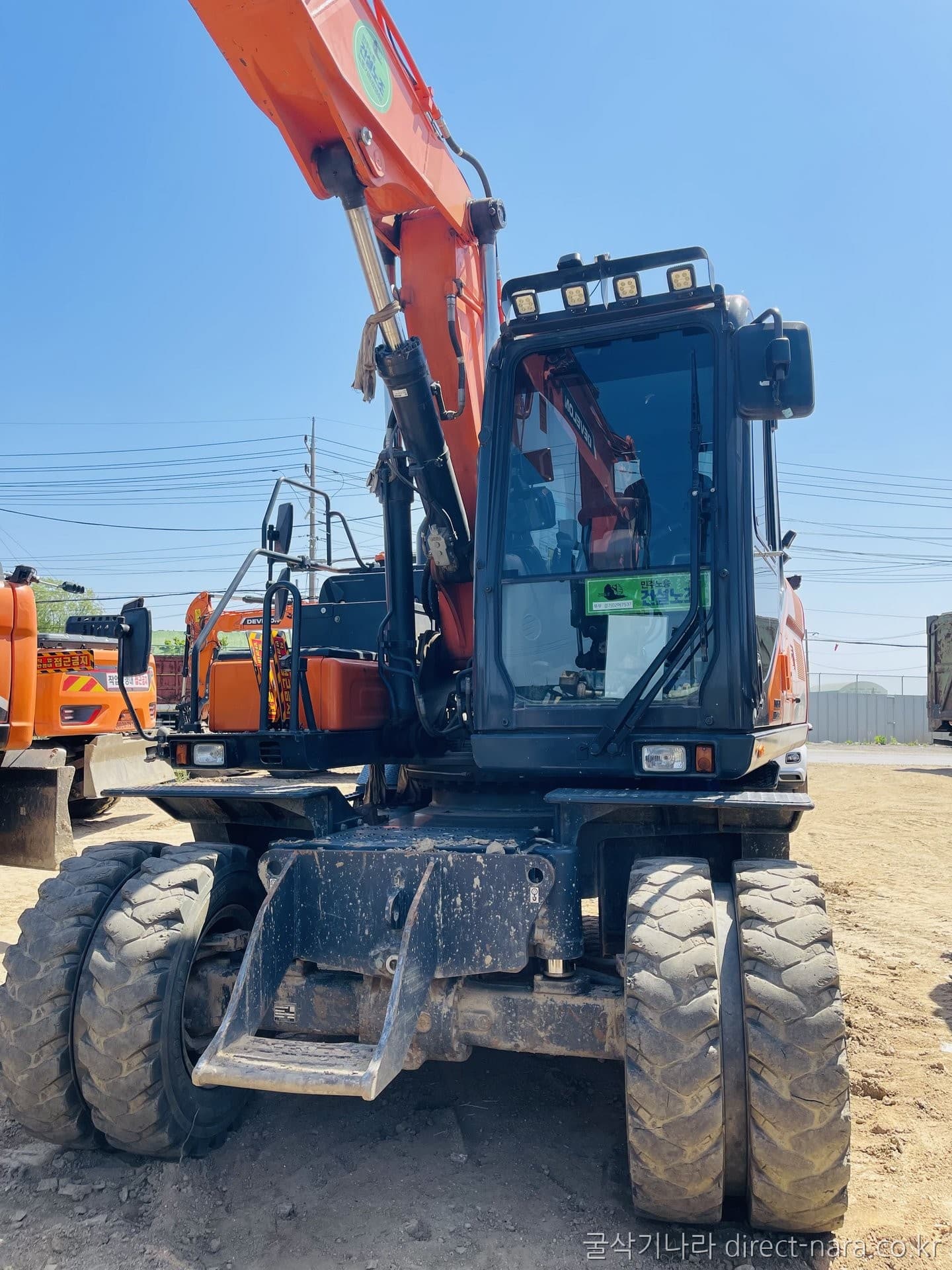 Doosan (Develon) DX170W-7