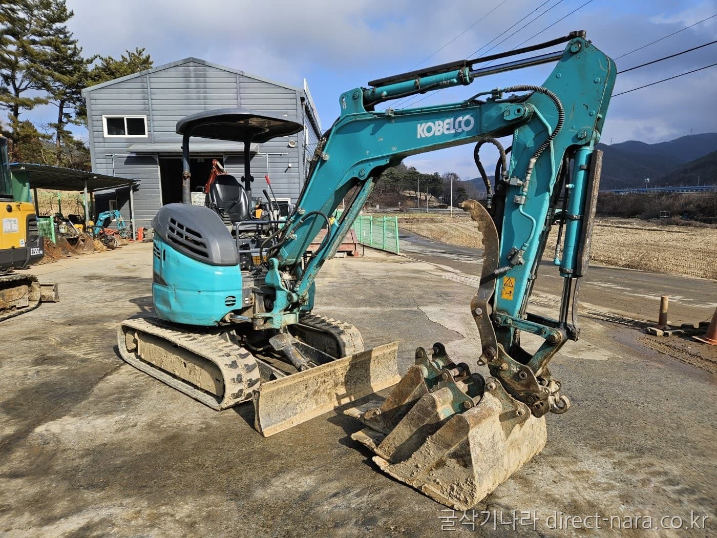 Kobelco SK30