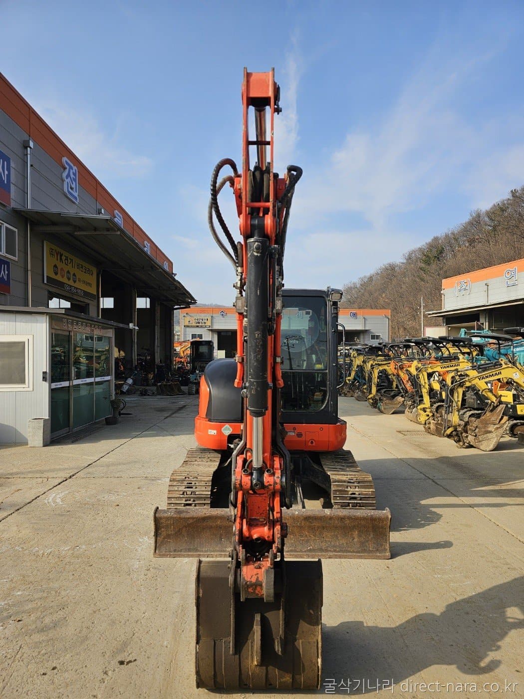 Kubota KX57
