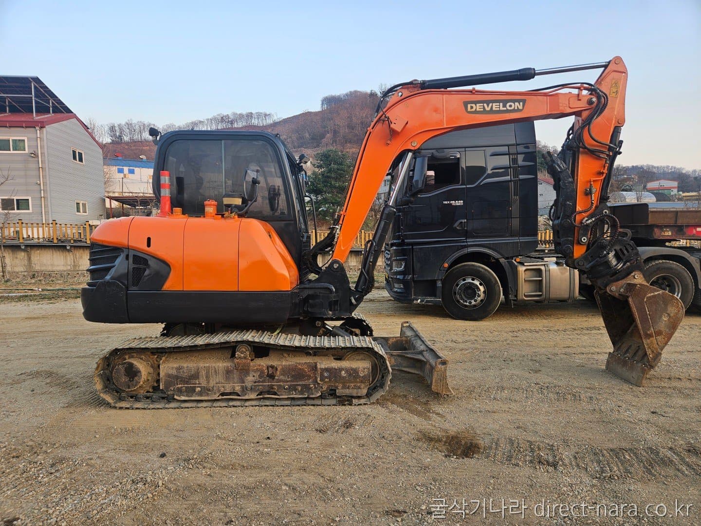 Doosan (Develon) DX55