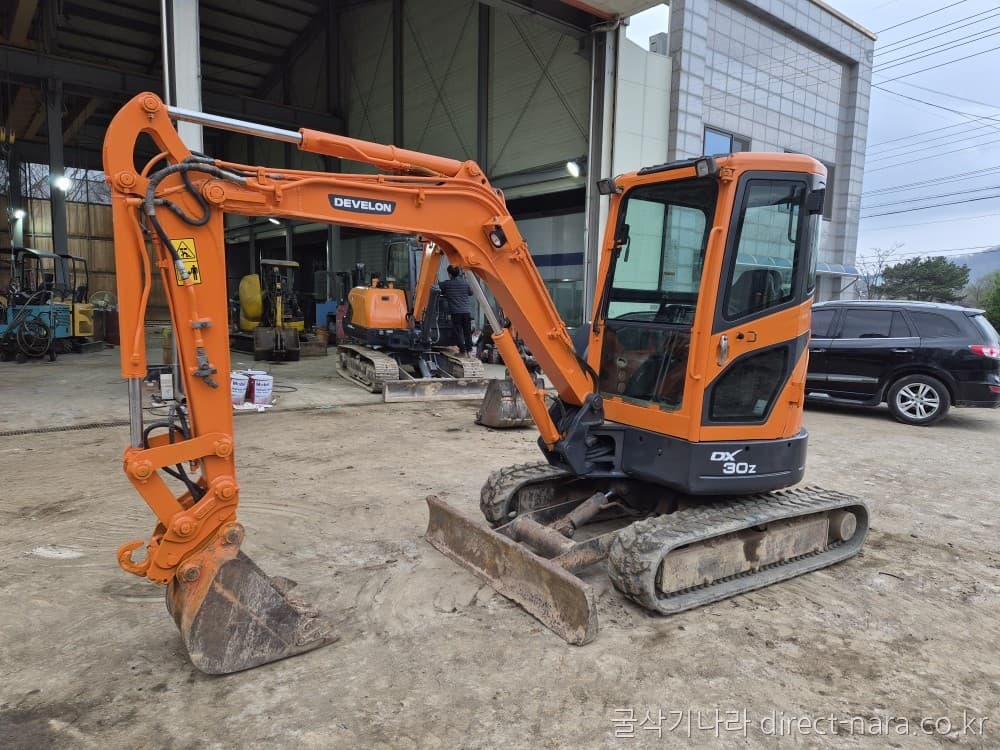 Doosan (Develon) DX30Z