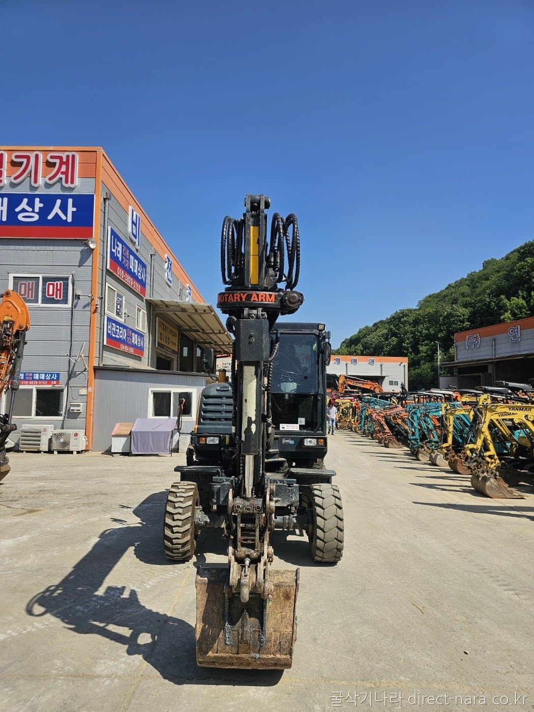 HD Hyundai HW60A