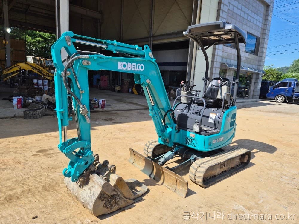 Kobelco SK17SR