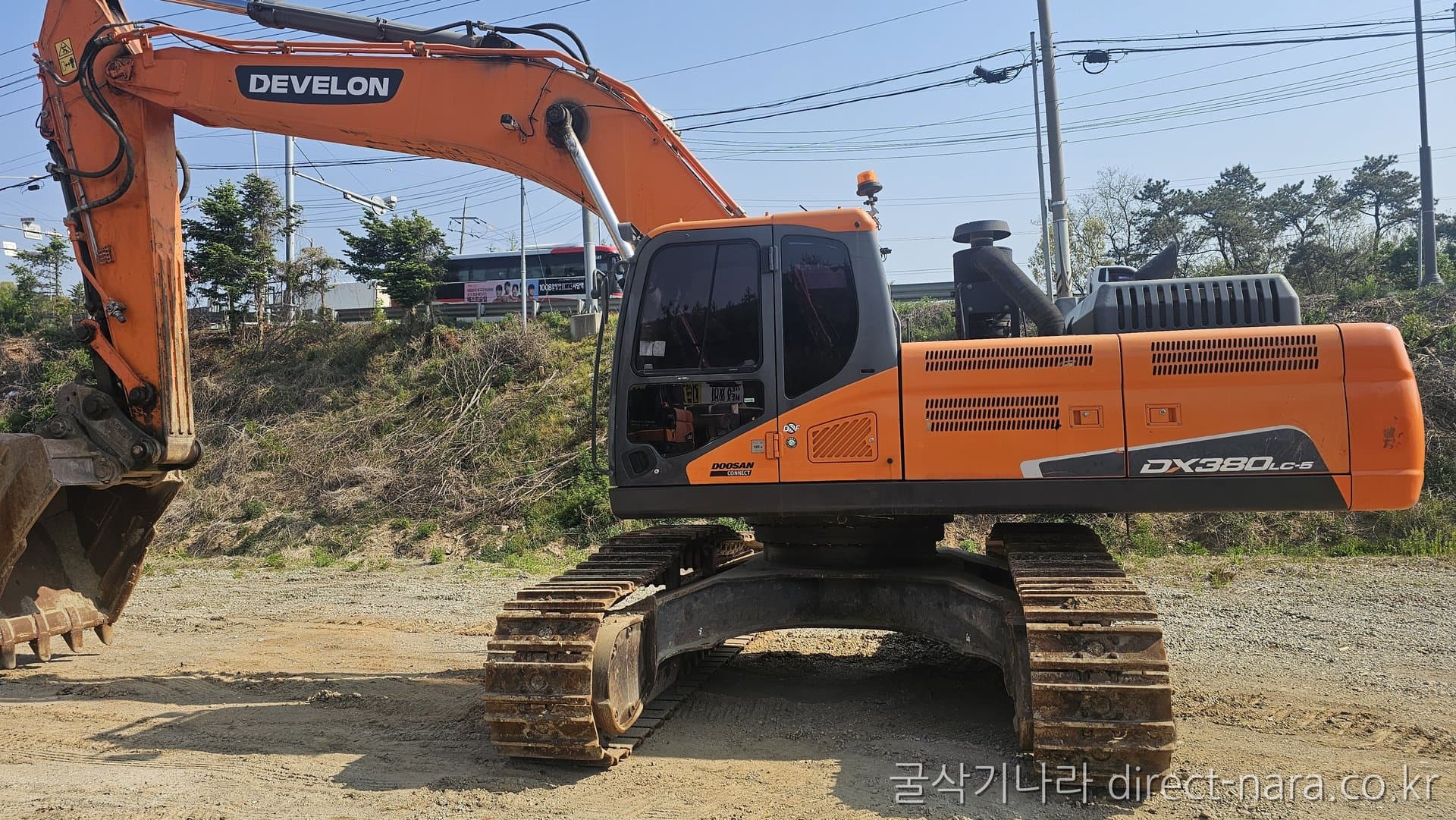 Doosan (Develon) DX380
