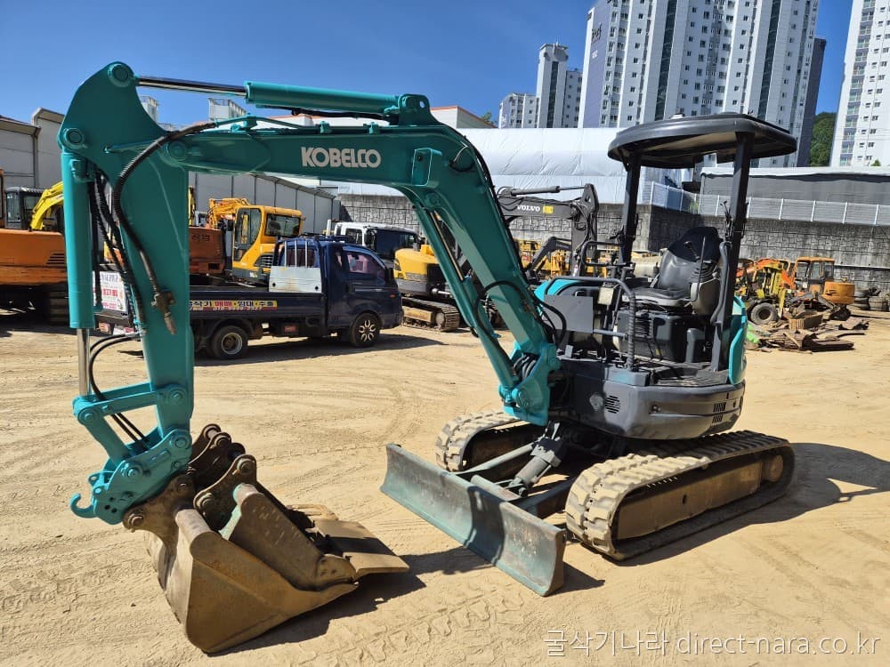 Kobelco SK30SR
