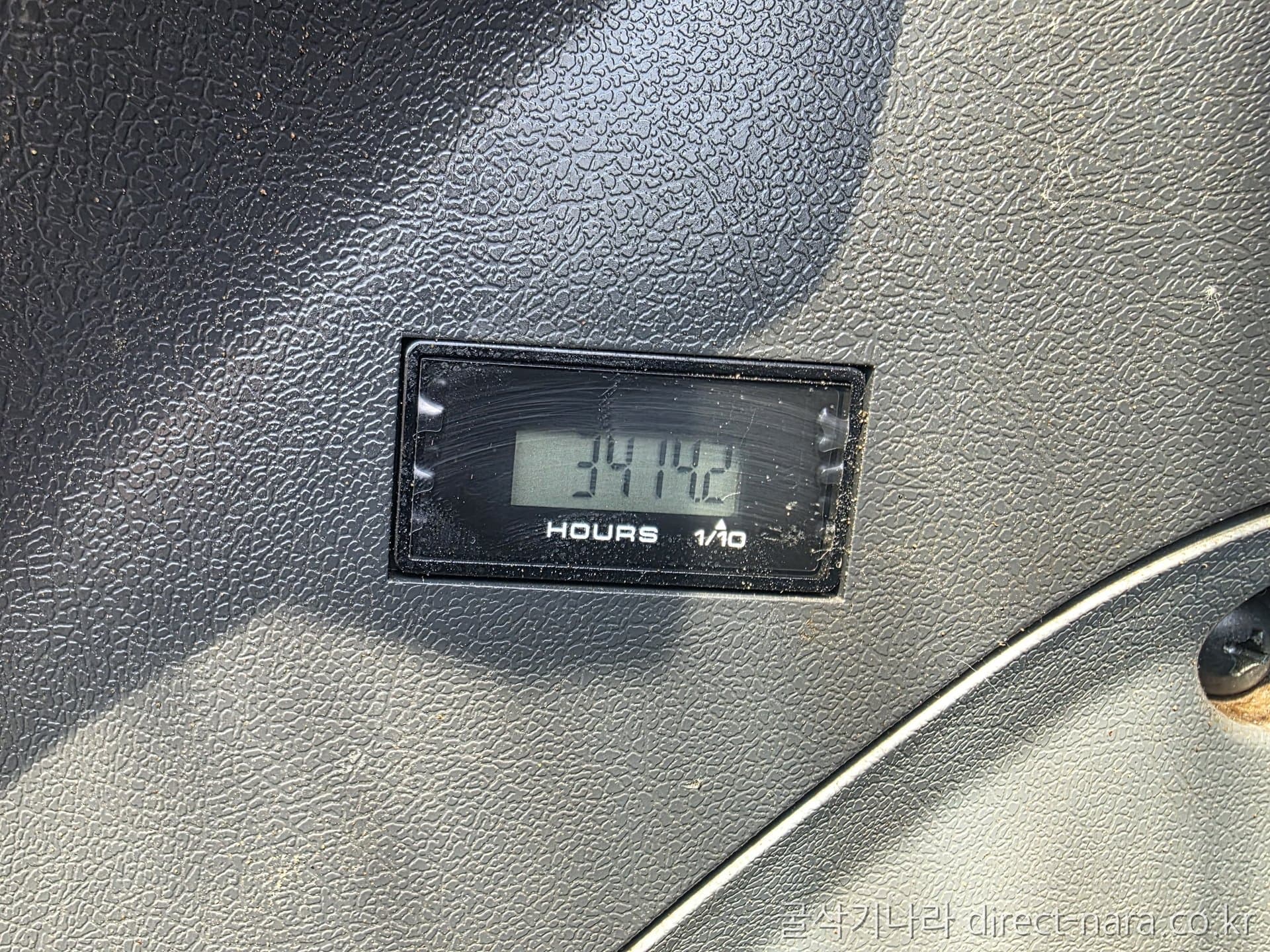 HD Hyundai HX60