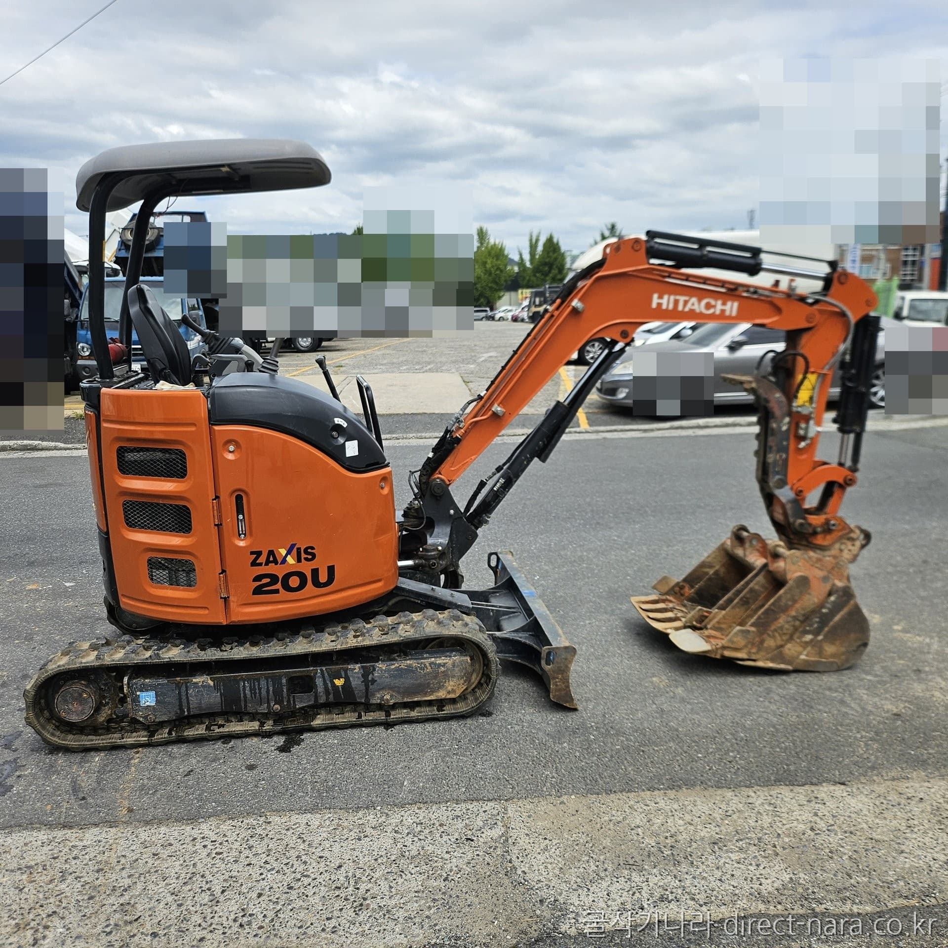 Hitachi ZX20