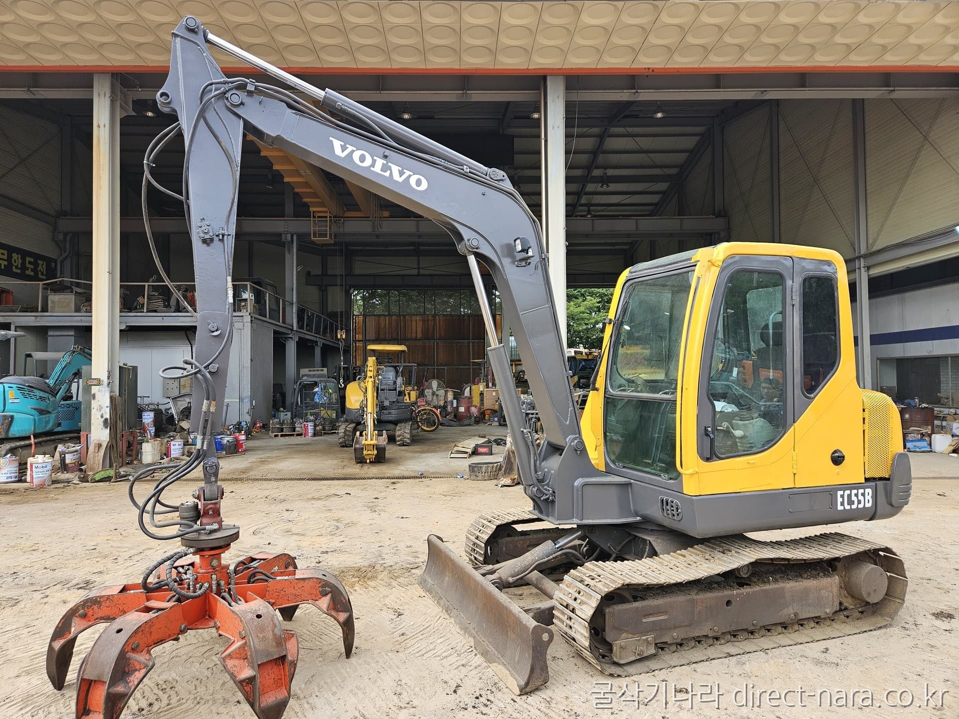 Volvo EC55