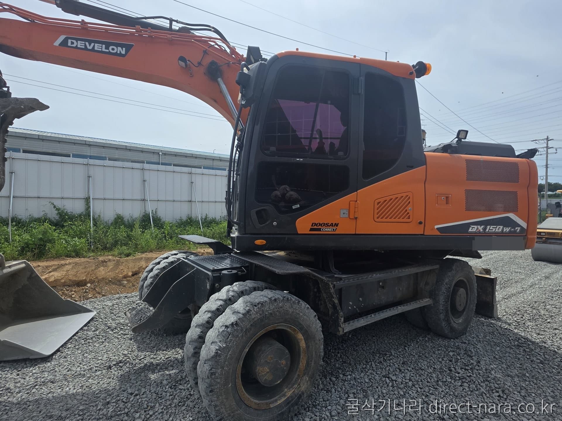 Doosan (Develon) DX150W