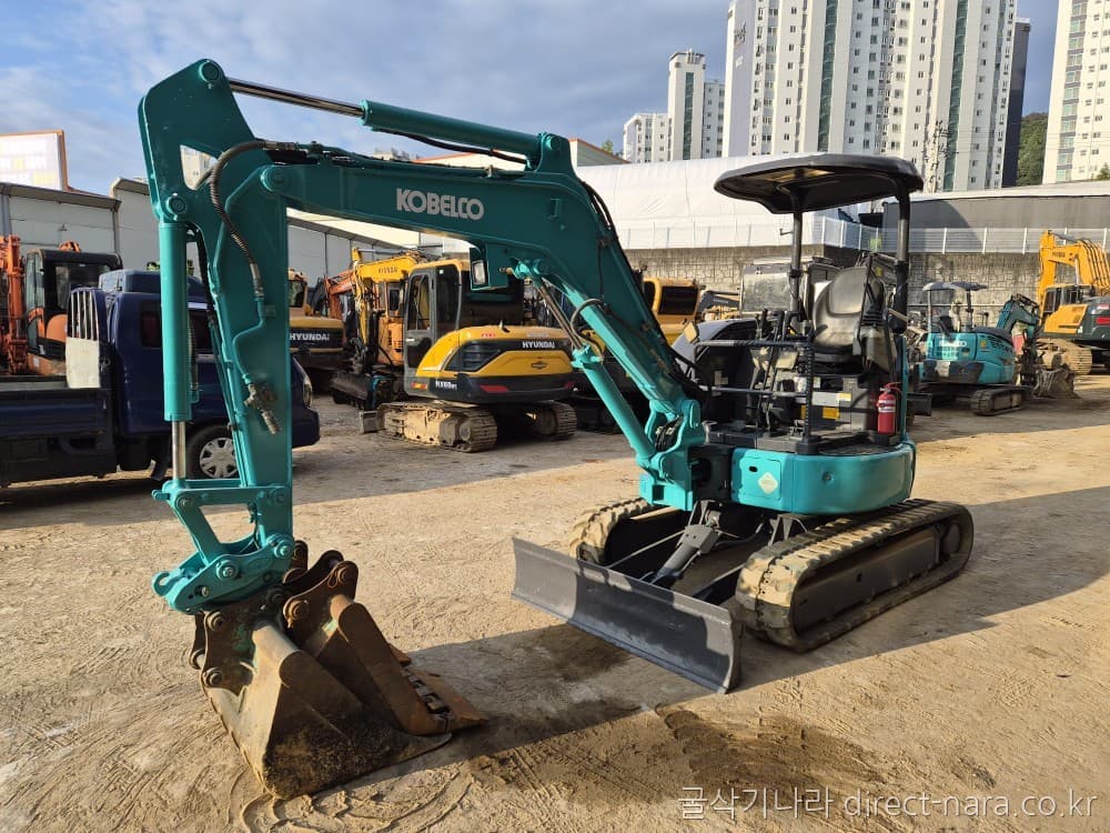 Kobelco SK30SR