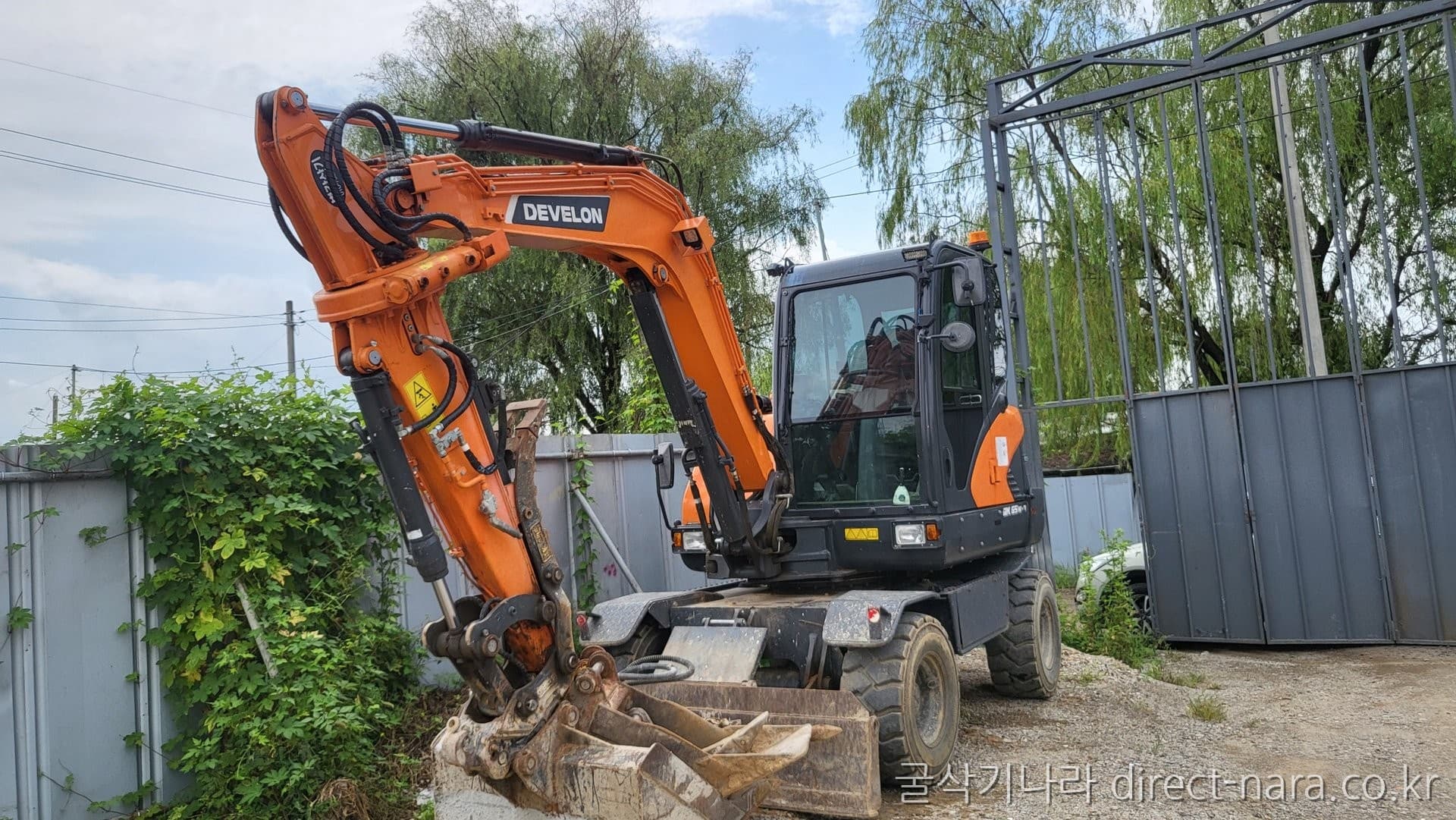 Doosan (Develon) DX65W