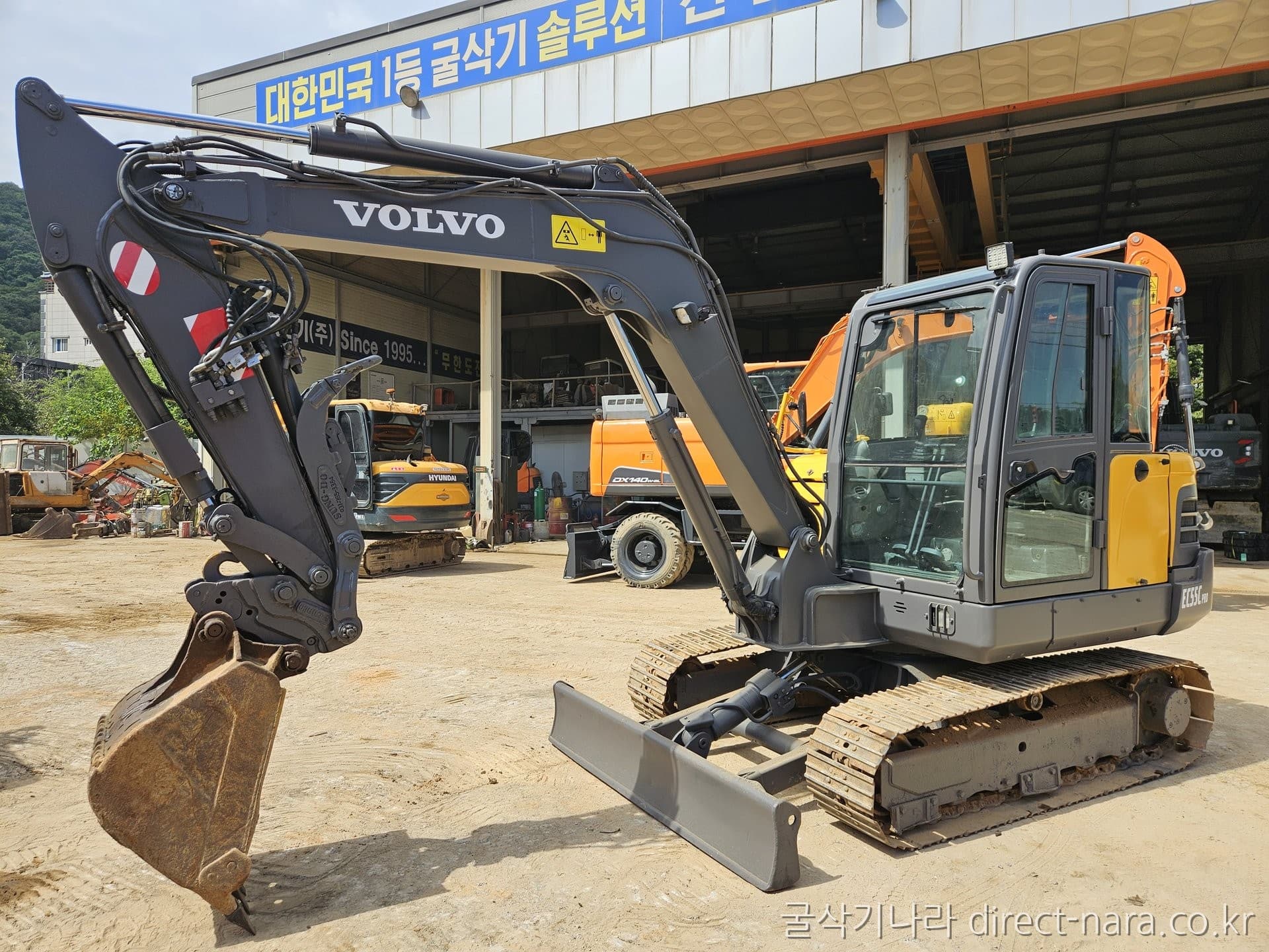 Volvo EC55C