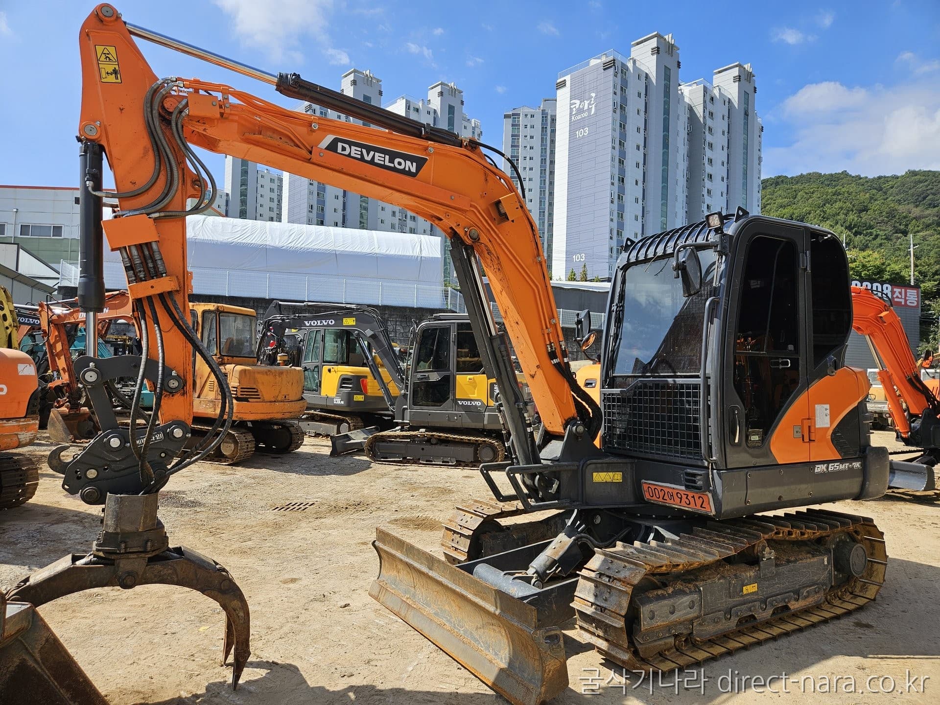 Doosan (Develon) DX65MT
