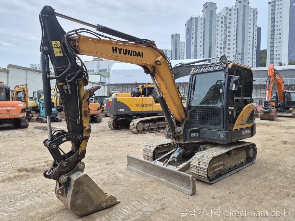 HD Hyundai HX60MT