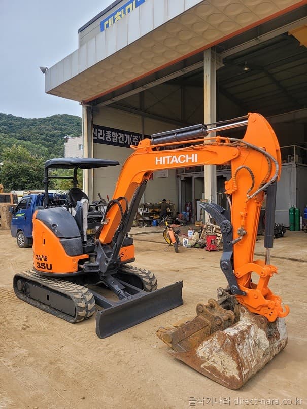 Hitachi ZX35U-5B