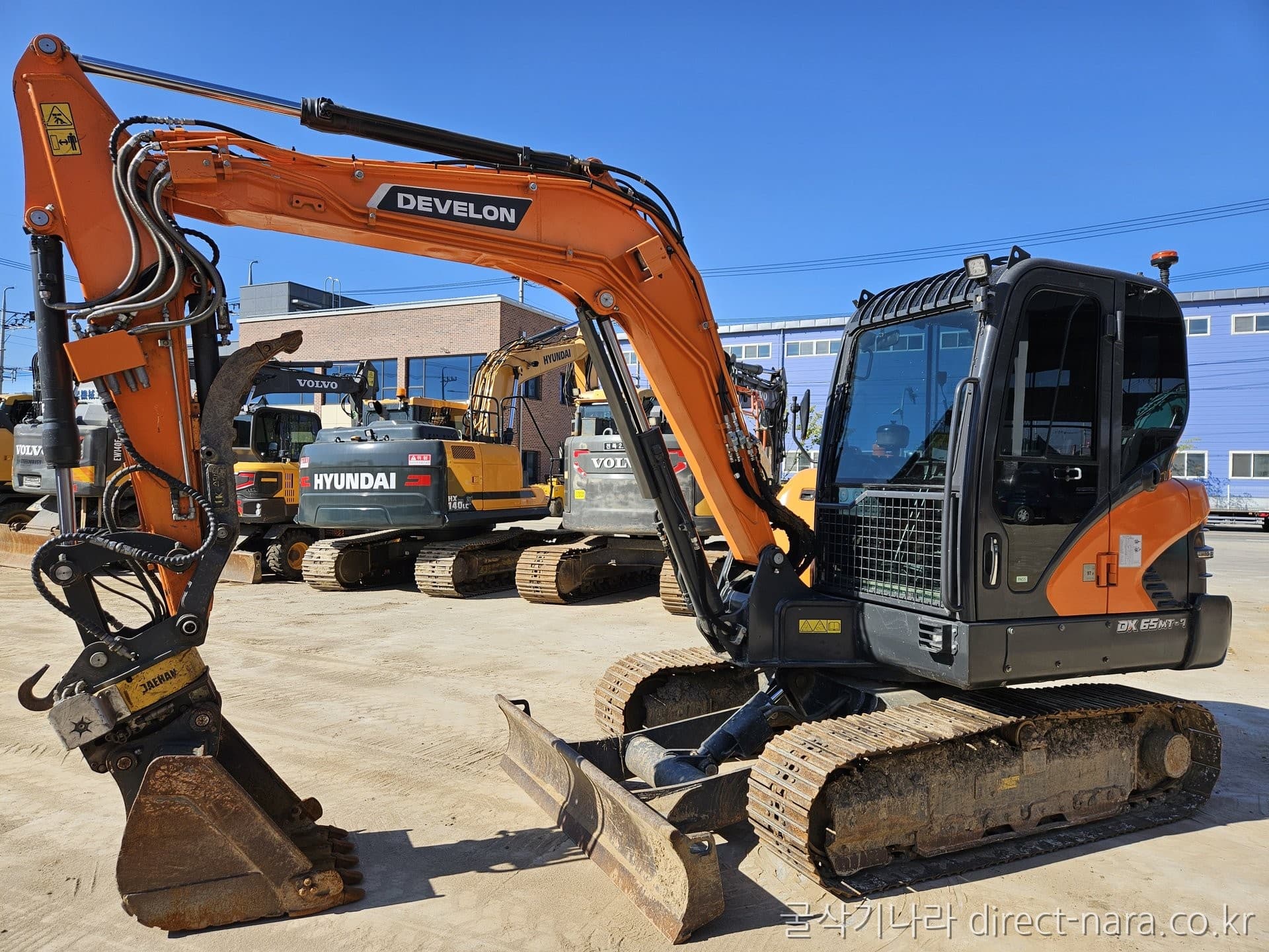Doosan (Develon) DX65M