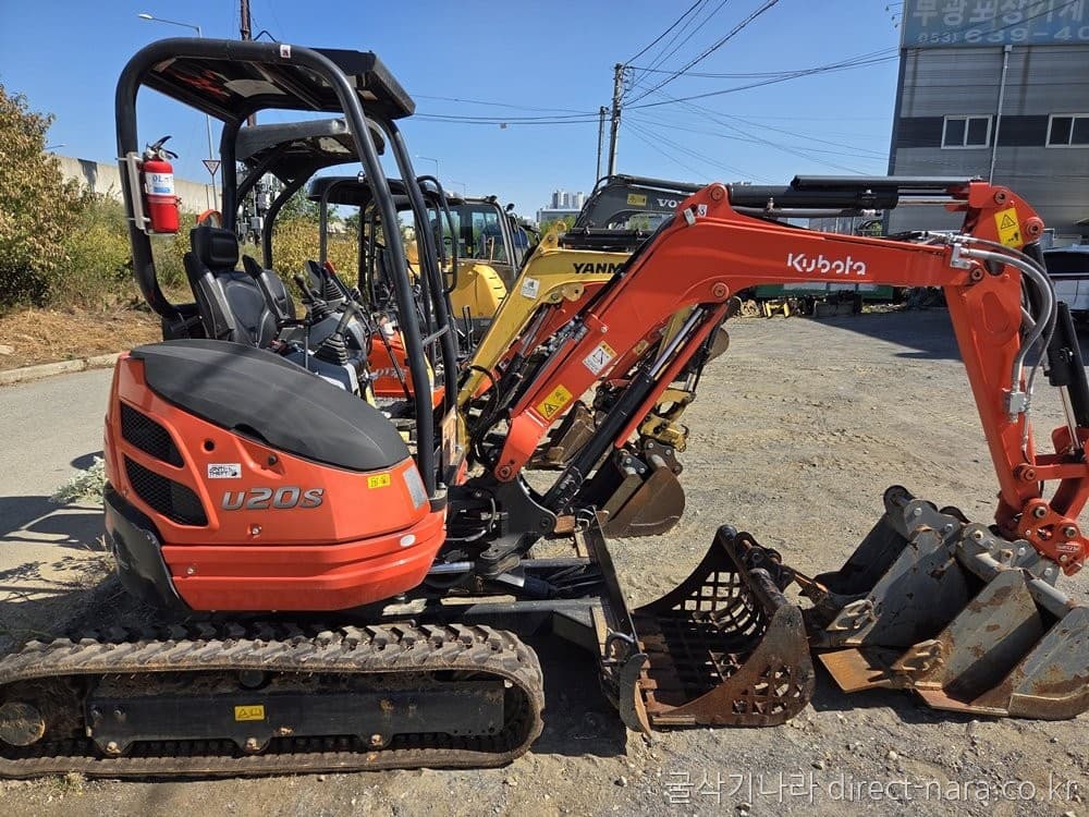 Kubota U20
