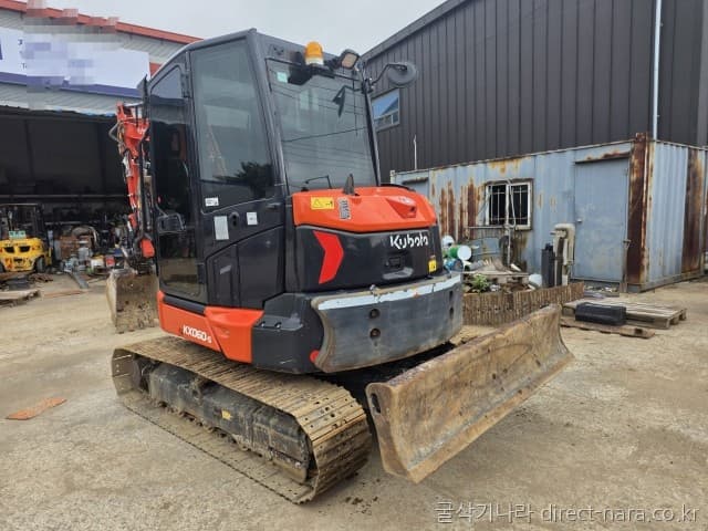 Kubota KX060