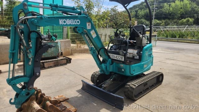 Kobelco SK17SR-5