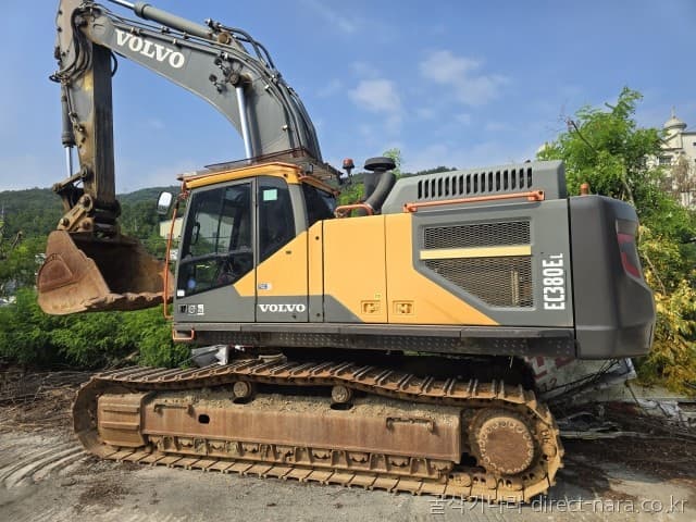Volvo EC380