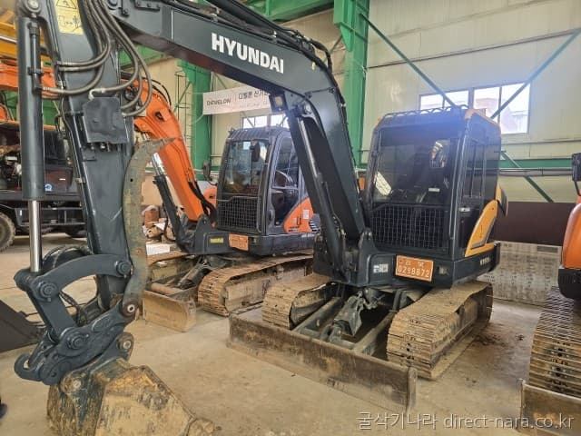 HD Hyundai HX60AMT