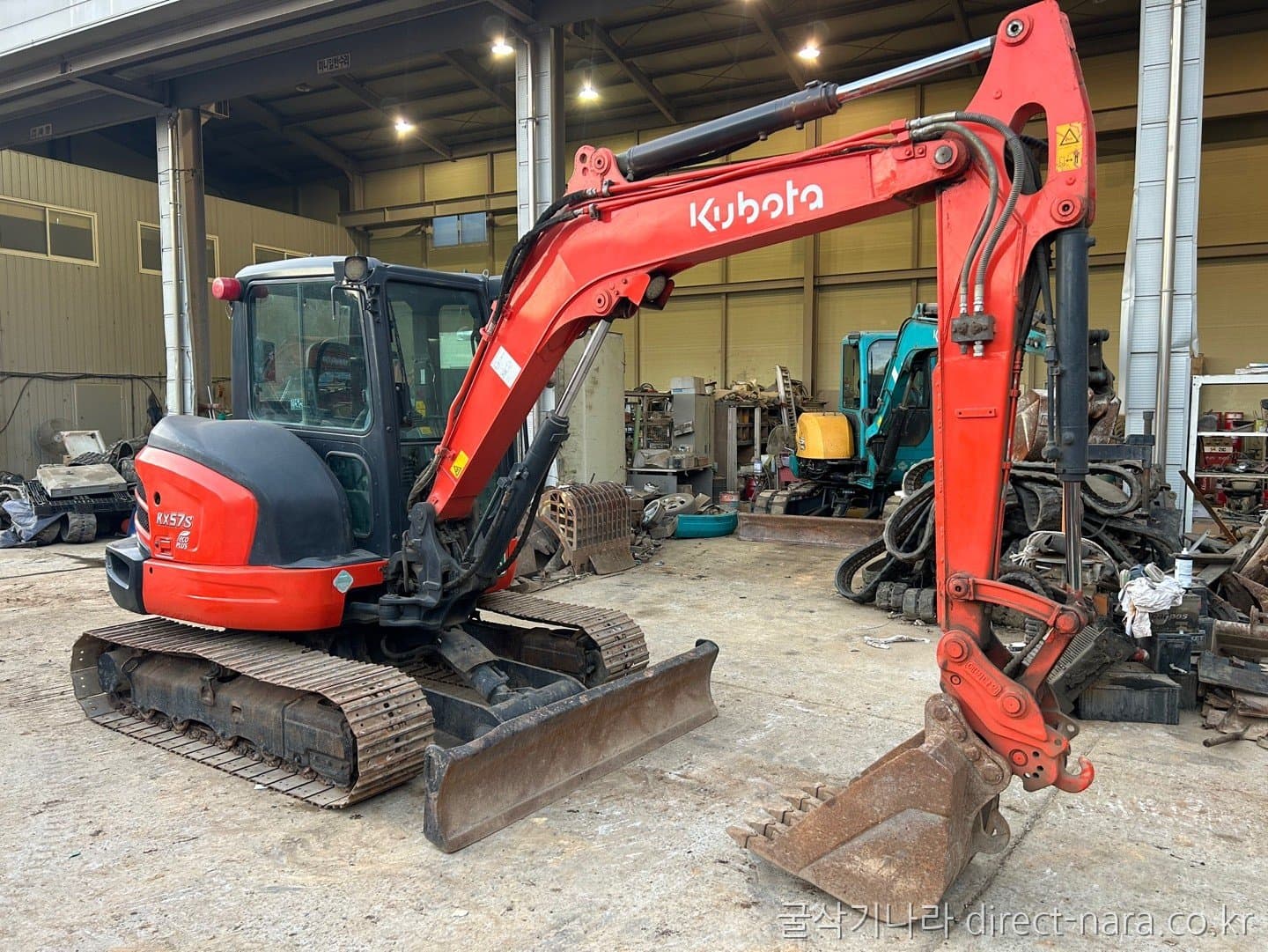 Kobelco KX57