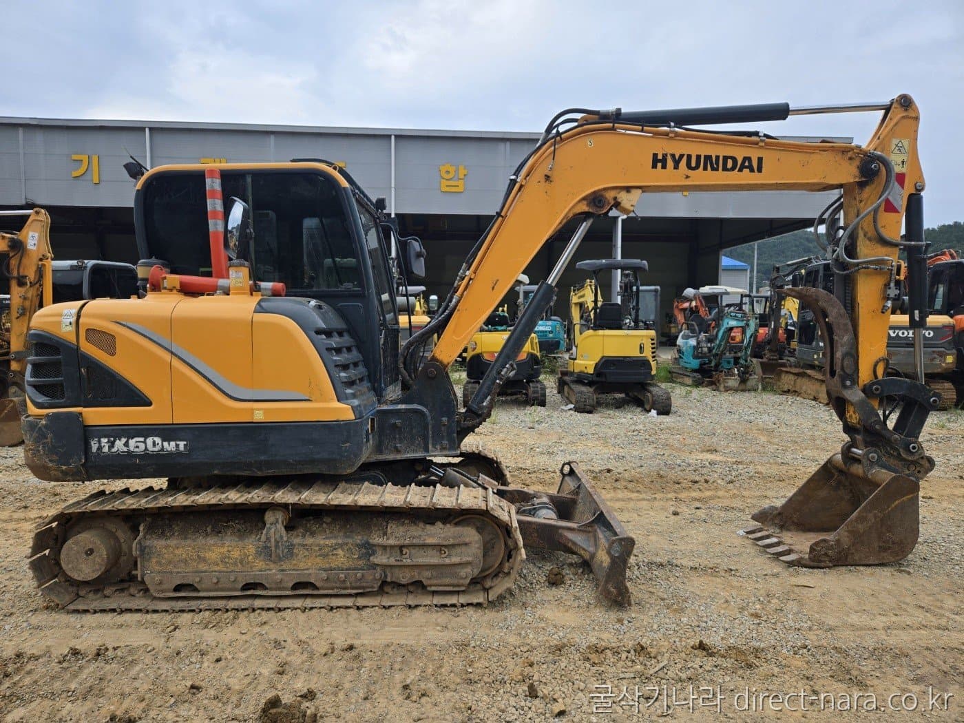 HD Hyundai HX60MT