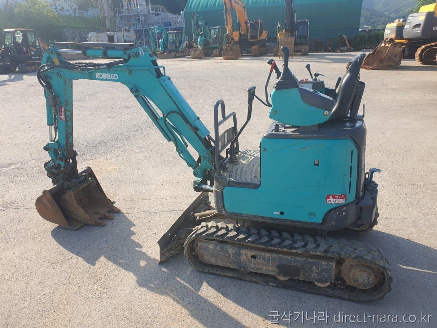 Kobelco SK10