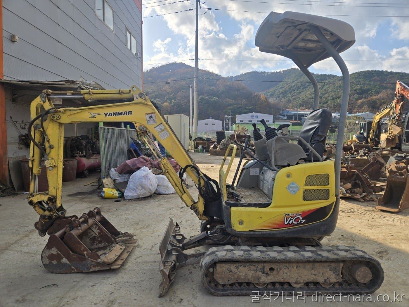 Yanmar VIO17