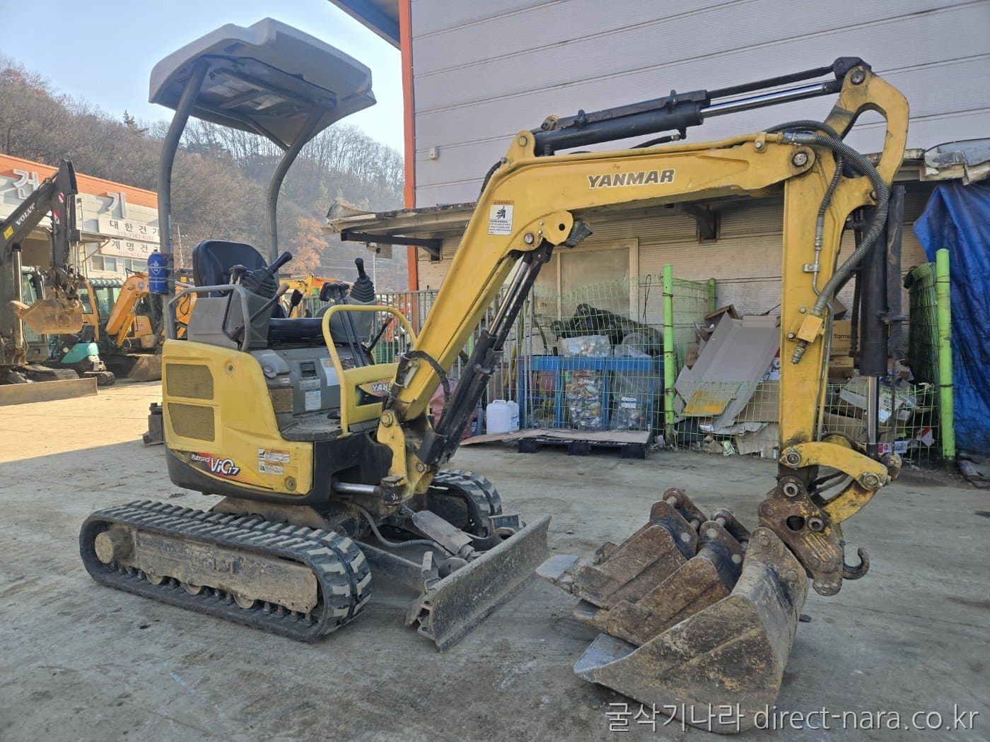 Yanmar VIO17
