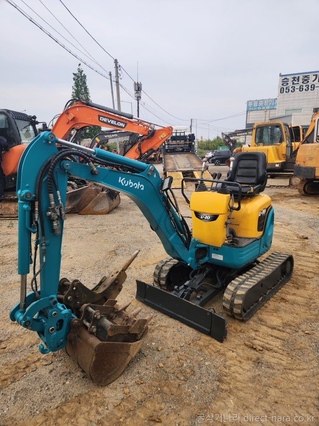 Kubota U10