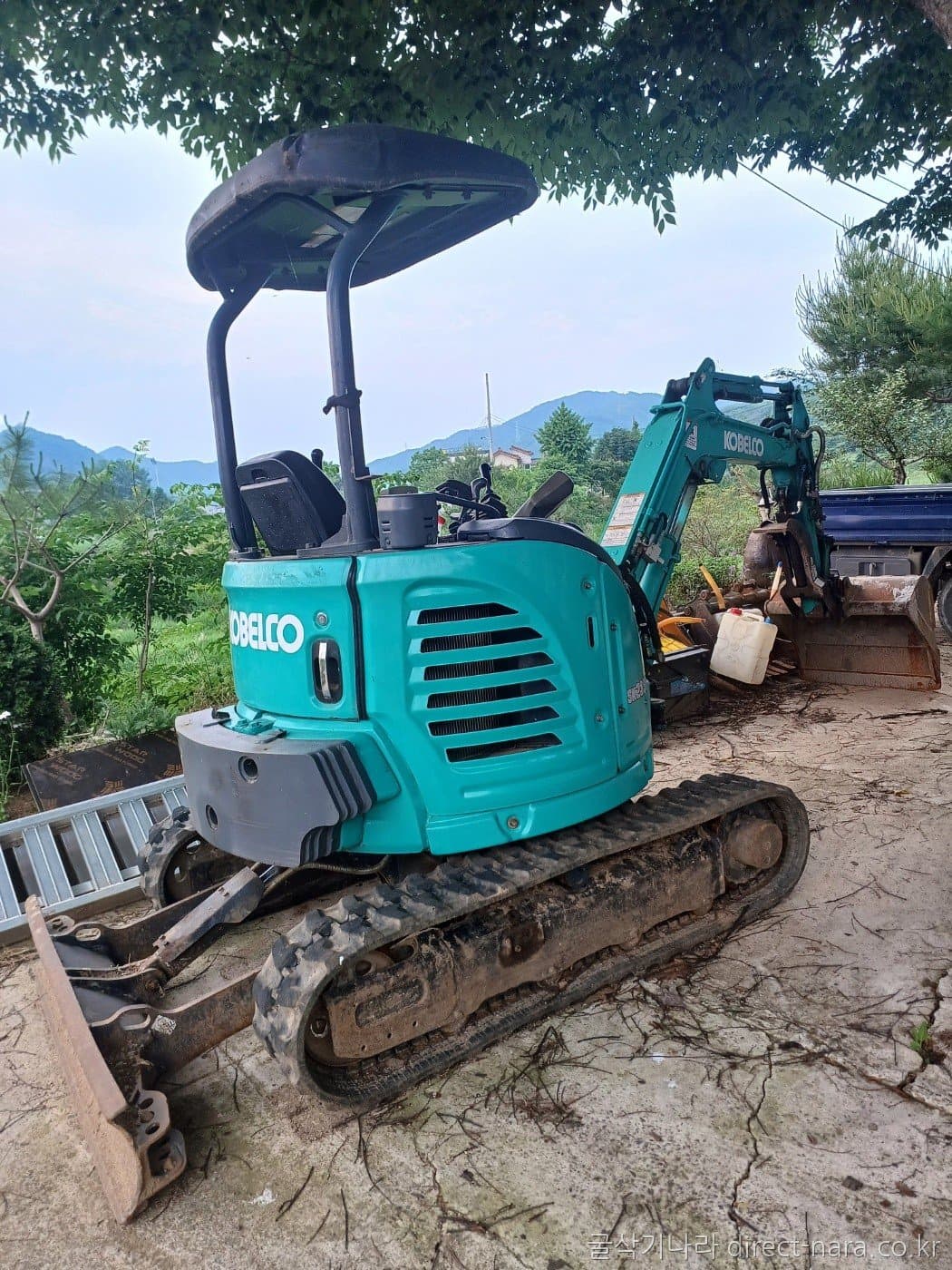 Kobelco SK23