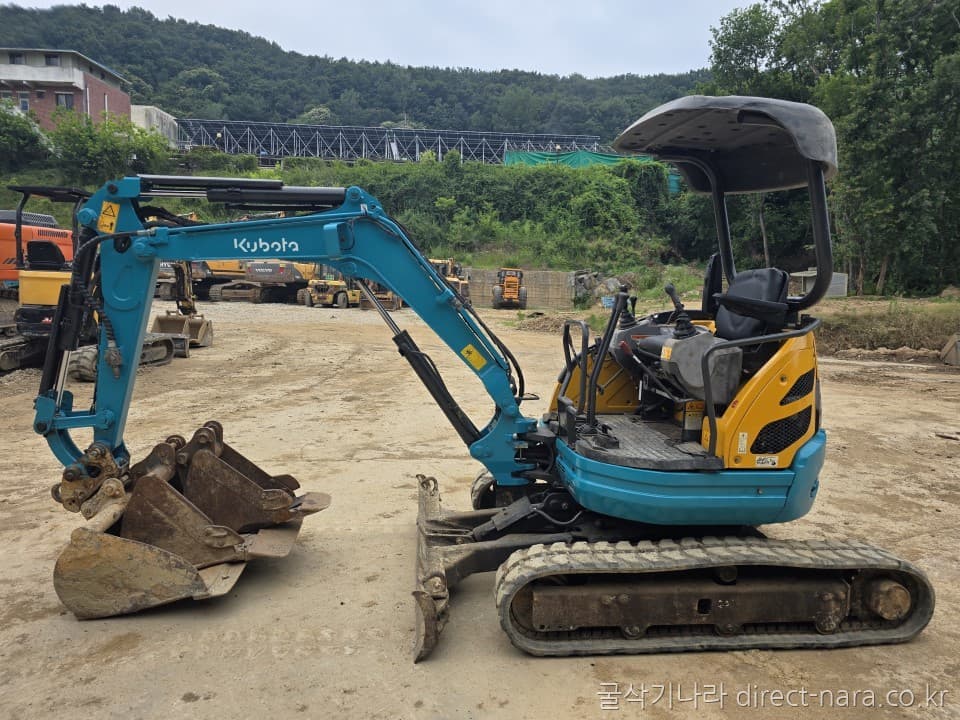 Kubota U20