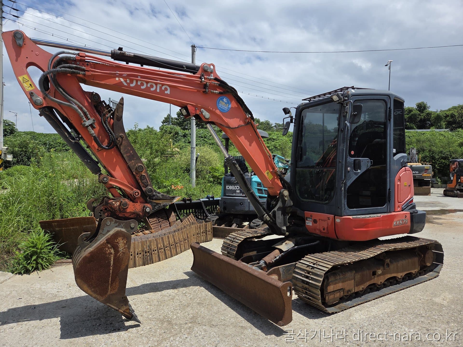 Kobelco KX57