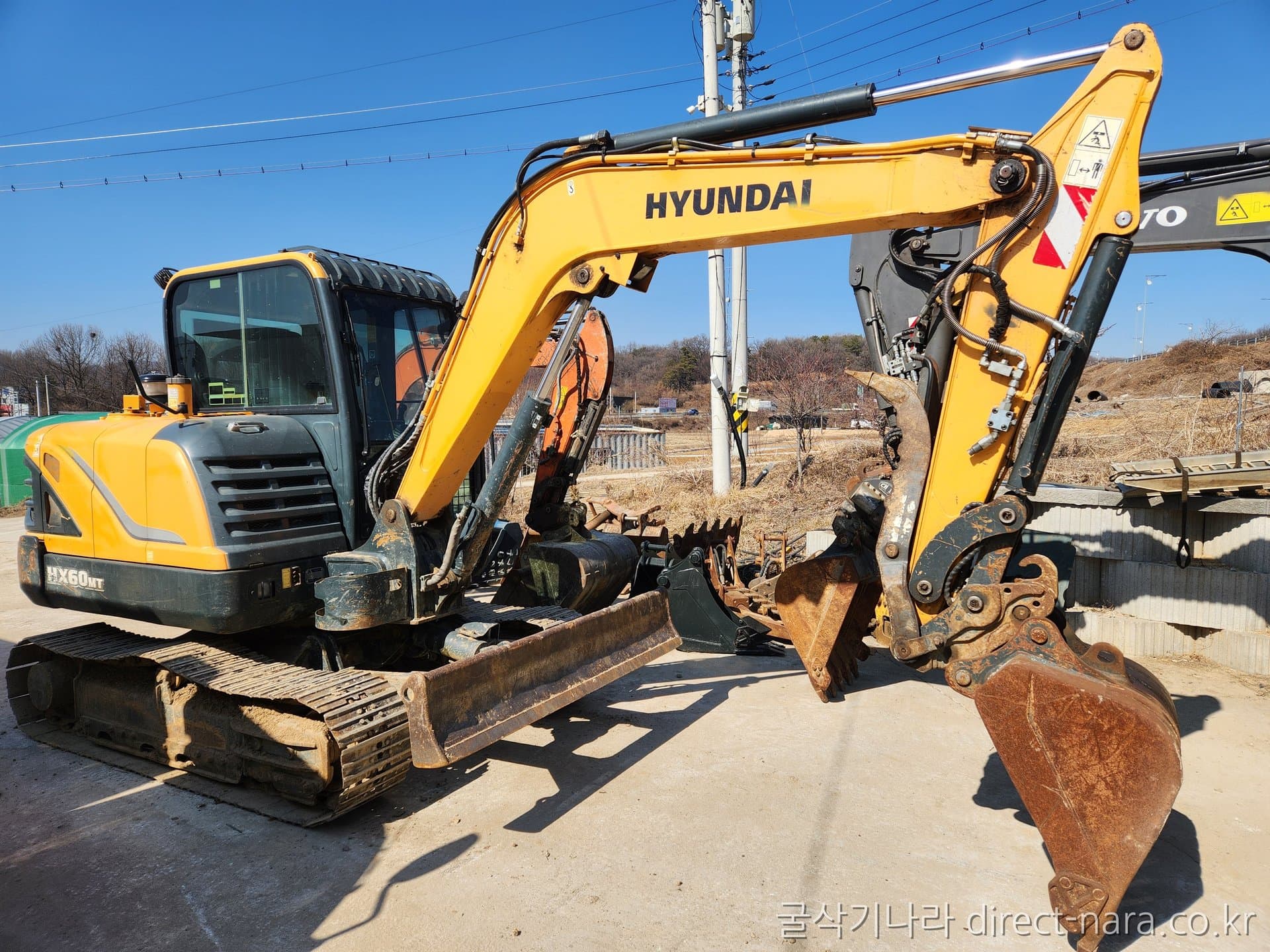 HD Hyundai HX60MT