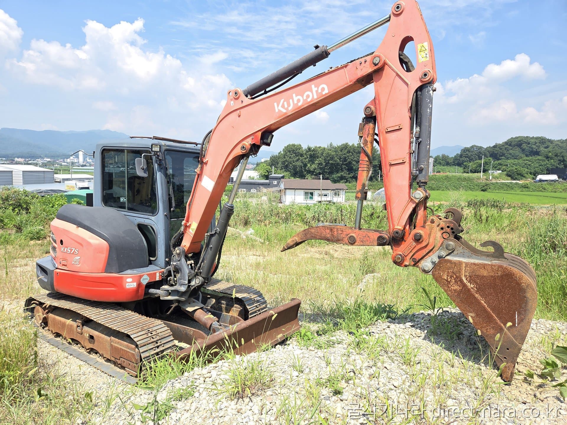 Kobelco KX57