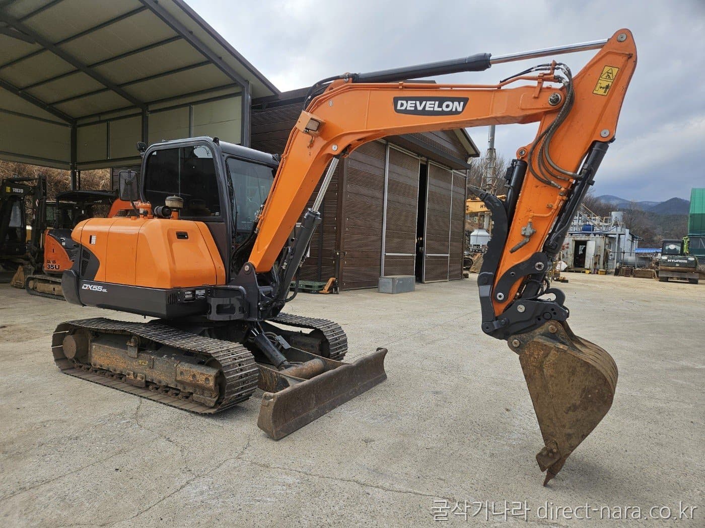 Doosan (Develon) DX55